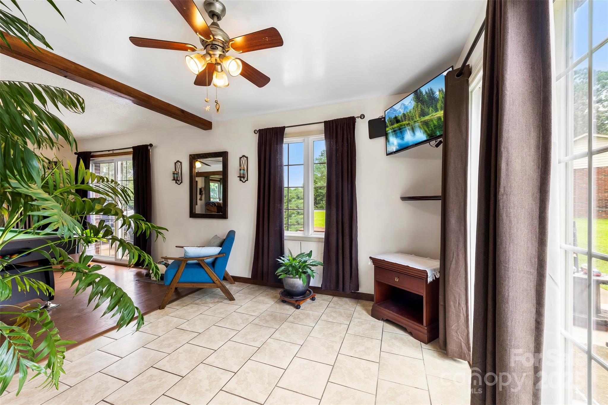111 Hicks Road, Unit 9 Grover, NC 28073 - Photo 10 of 29 a living room with patio furniture