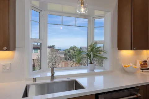 $1,740,000 | 525 5th Street, Montara, CA 94037