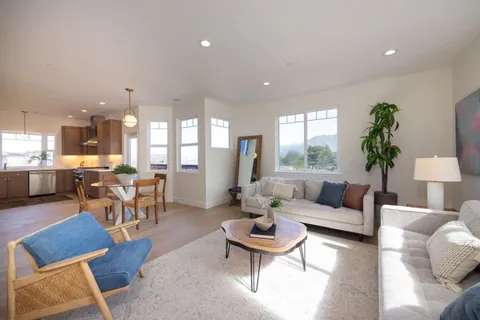 $1,740,000 | 525 5th Street, Montara, CA 94037