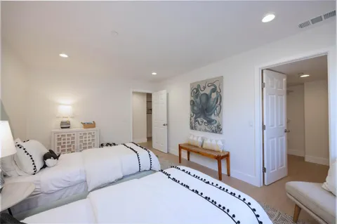 $1,740,000 | 525 5th Street, Montara, CA 94037