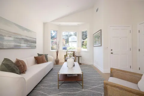 $1,740,000 | 525 5th Street, Montara, CA 94037