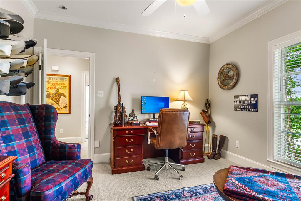 40 Enclave Court Waco, TX 76708 - Photo 26 of 40 a living room with furniture and a window