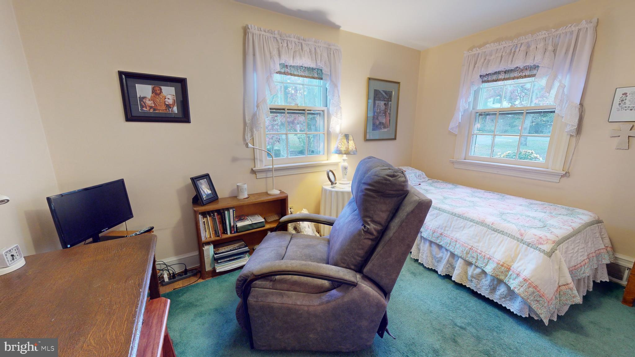 4602 Clemson Road College Park, MD 20740 - Photo 18 of 47 Second Bedroom on First upper Level