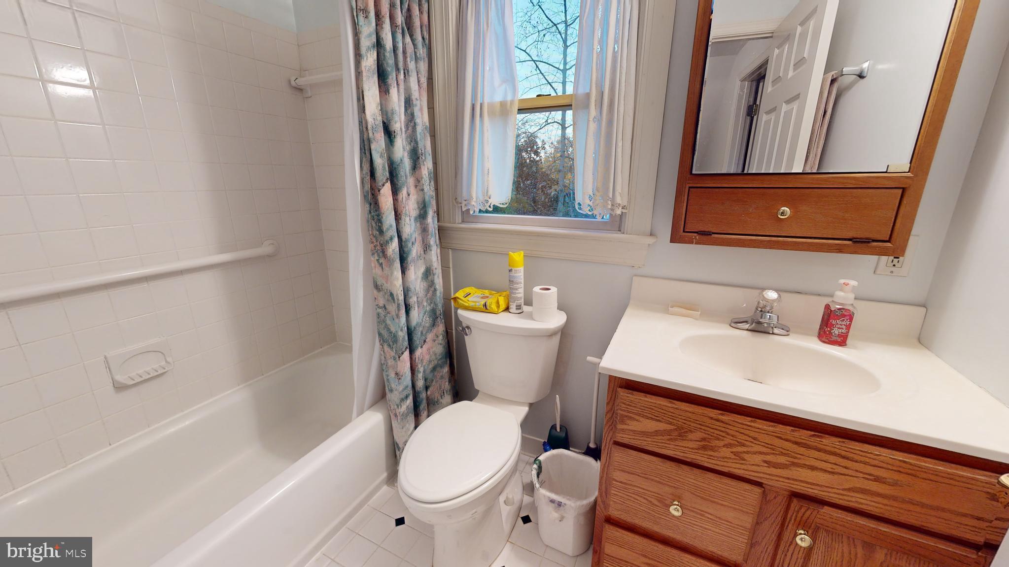 4602 Clemson Road College Park, MD 20740 - Photo 30 of 47 Full Bath on Top Level