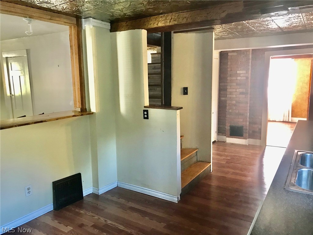 7814 South Ridge Road Madison, OH 44057 - Photo 12 of 35
