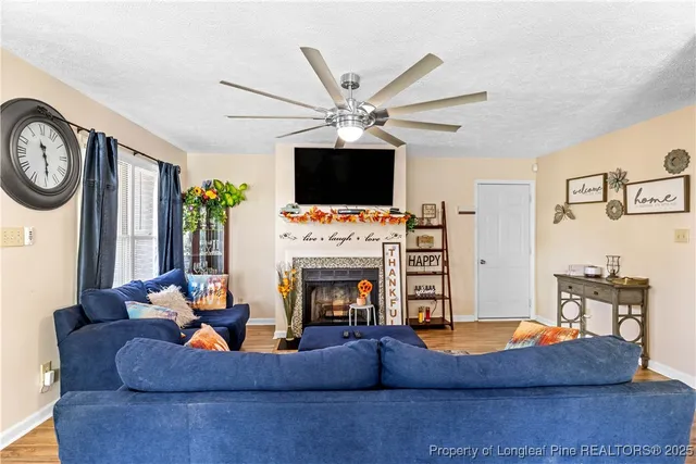 $238,900 | 712 Alexwood Drive, Hope Mills, NC 28348