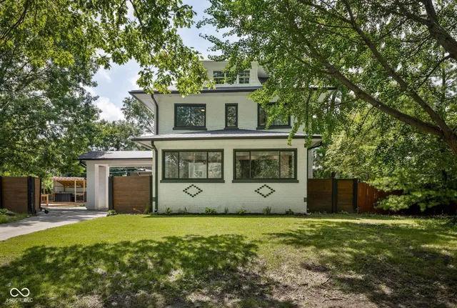 $549,000 | 3118 East Fall Creek Pkwy N Drive, Indianapolis, IN 46205