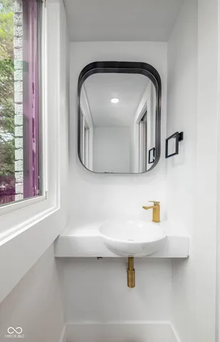 $549,000 | 3118 East Fall Creek Pkwy N Drive, Indianapolis, IN 46205