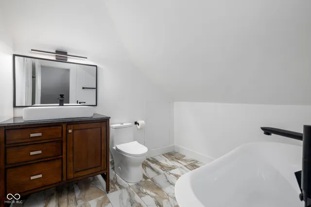 $549,000 | 3118 East Fall Creek Pkwy N Drive, Indianapolis, IN 46205