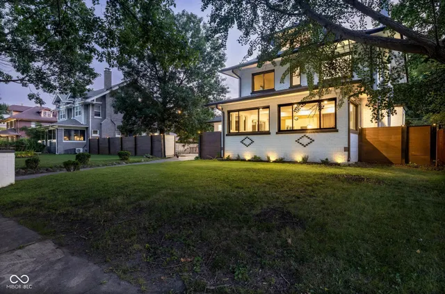 $549,000 | 3118 East Fall Creek Pkwy N Drive, Indianapolis, IN 46205