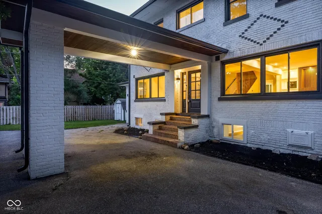 $549,000 | 3118 East Fall Creek Pkwy N Drive, Indianapolis, IN 46205