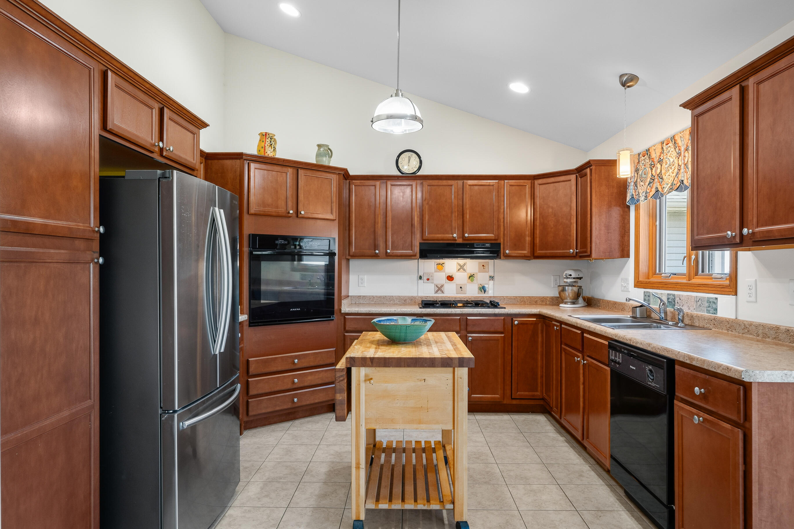 211 Windmill Lane Walworth, WI 53184 - Photo 13 of 50 211 Windmill Ln-33