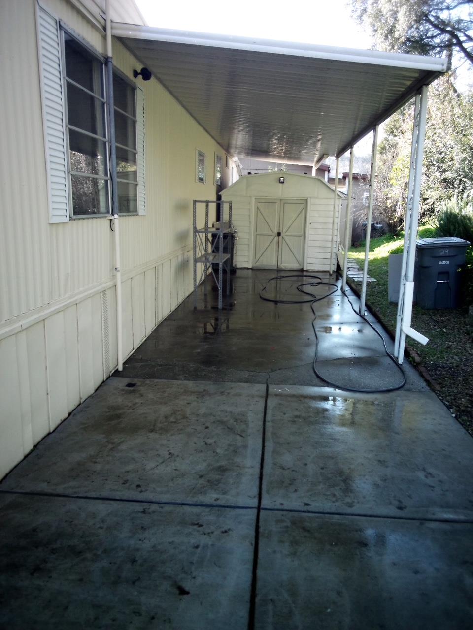 4800 Auburn Folsom Road, Unit 29 Loomis, CA 95650 - Photo 6 of 19 a view of a garage