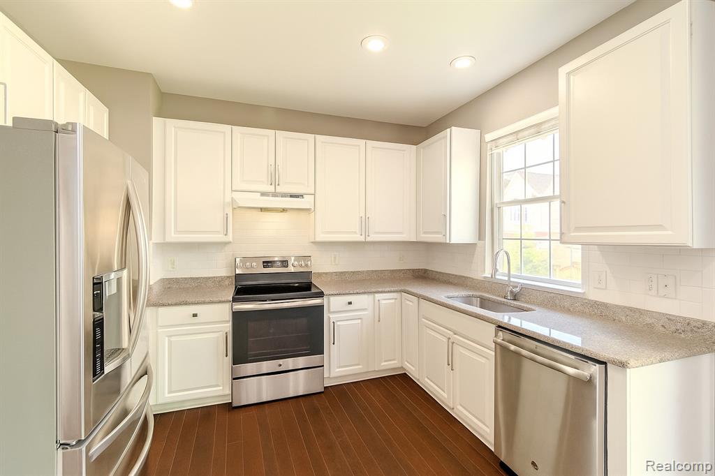 41859 Mitchell Road Novi, MI 48377 - Photo 5 of 20