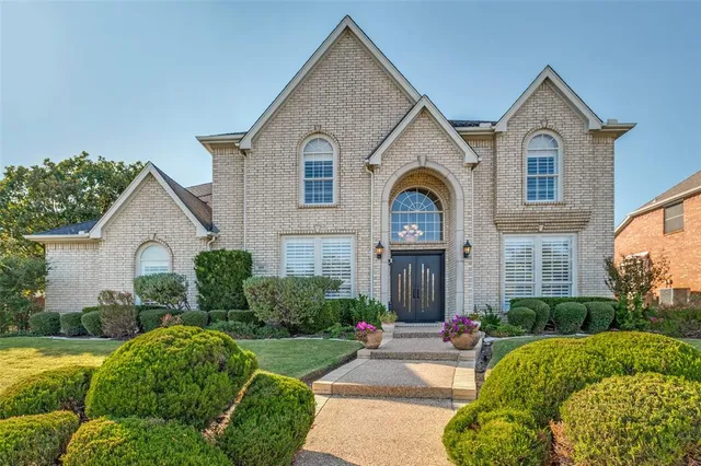 $859,900 | 695 Hollow Circle, Coppell, TX 75019