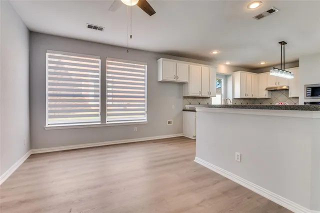 $859,900 | 695 Hollow Circle, Coppell, TX 75019