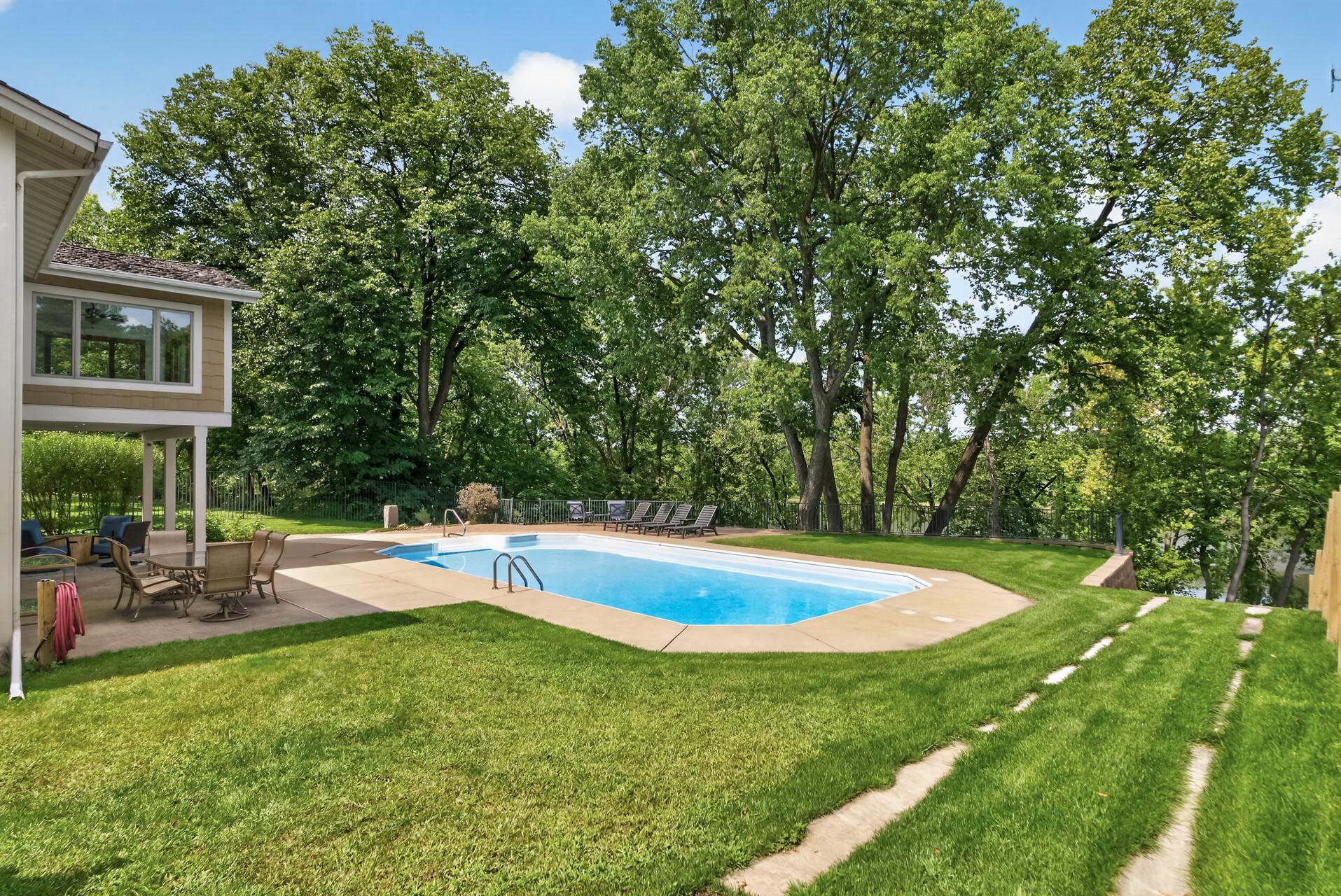 12510 Overlook Road Dayton, MN 55327 - Photo 68 of 95 Gallery Image 68