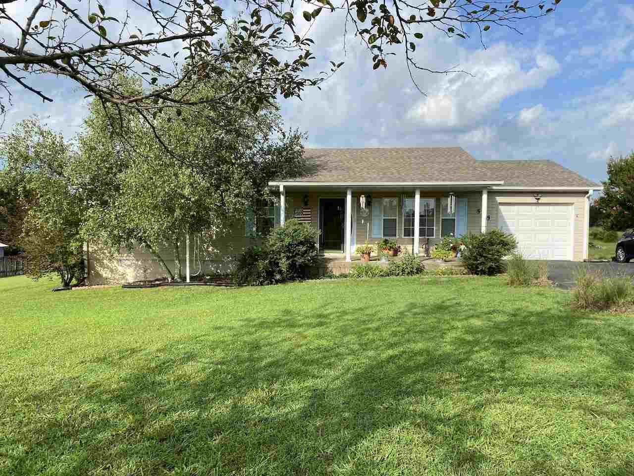 535 Anna Sandhill Road Bowling Green, KY 42101 - Photo 1 of 13 Gallery Image 1