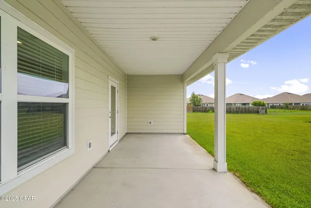 $2,500 | 464 Eagle Lake Way, Panama City, FL 32404