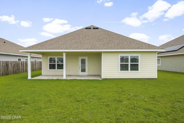 $2,500 | 464 Eagle Lake Way, Panama City, FL 32404