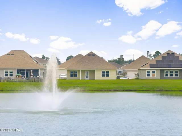 $2,500 | 464 Eagle Lake Way, Panama City, FL 32404