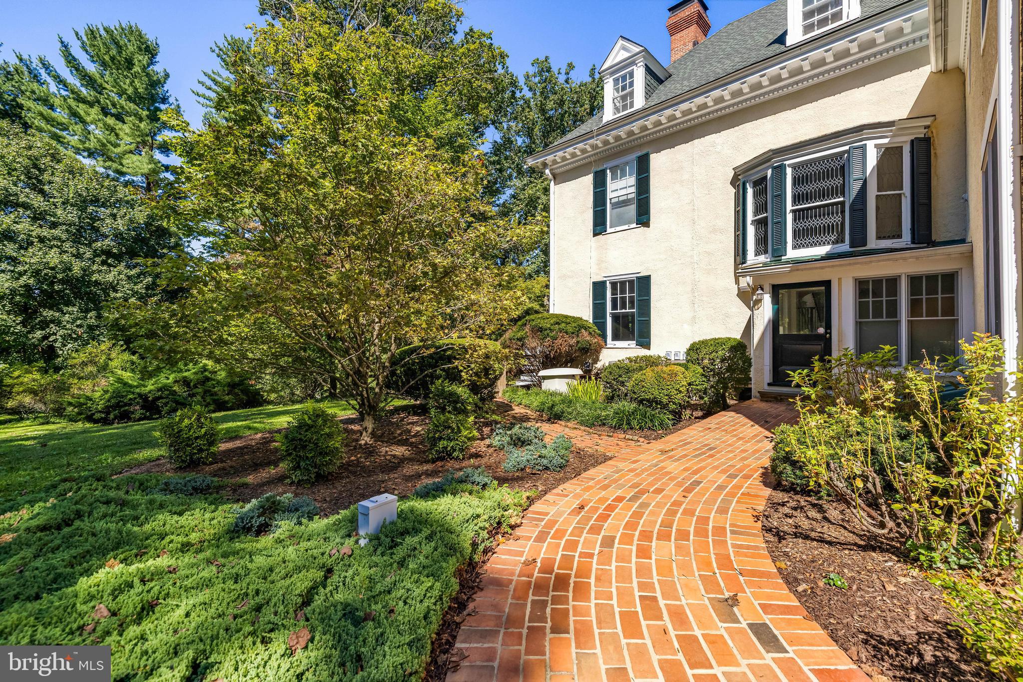 1926 Ruxton Road Ruxton, MD 21204 - Photo 87 of 106 a view of a pathway with a house