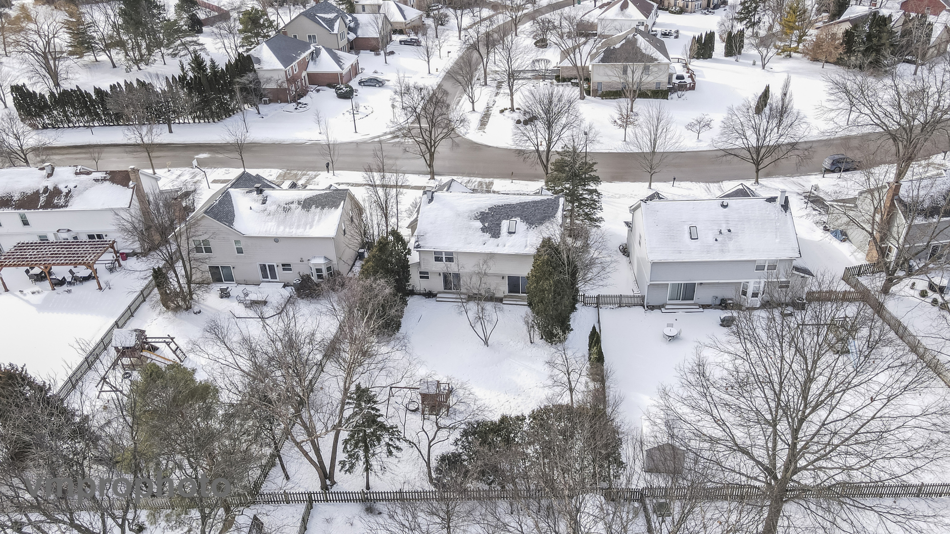 246 Montclair Road Vernon Hills, IL 60061 - Photo 35 of 42 a view of city view