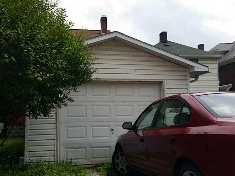 1505 Evergreen Road Pittsburgh, PA 15209 - Photo 5 of 21 Exterior Back.