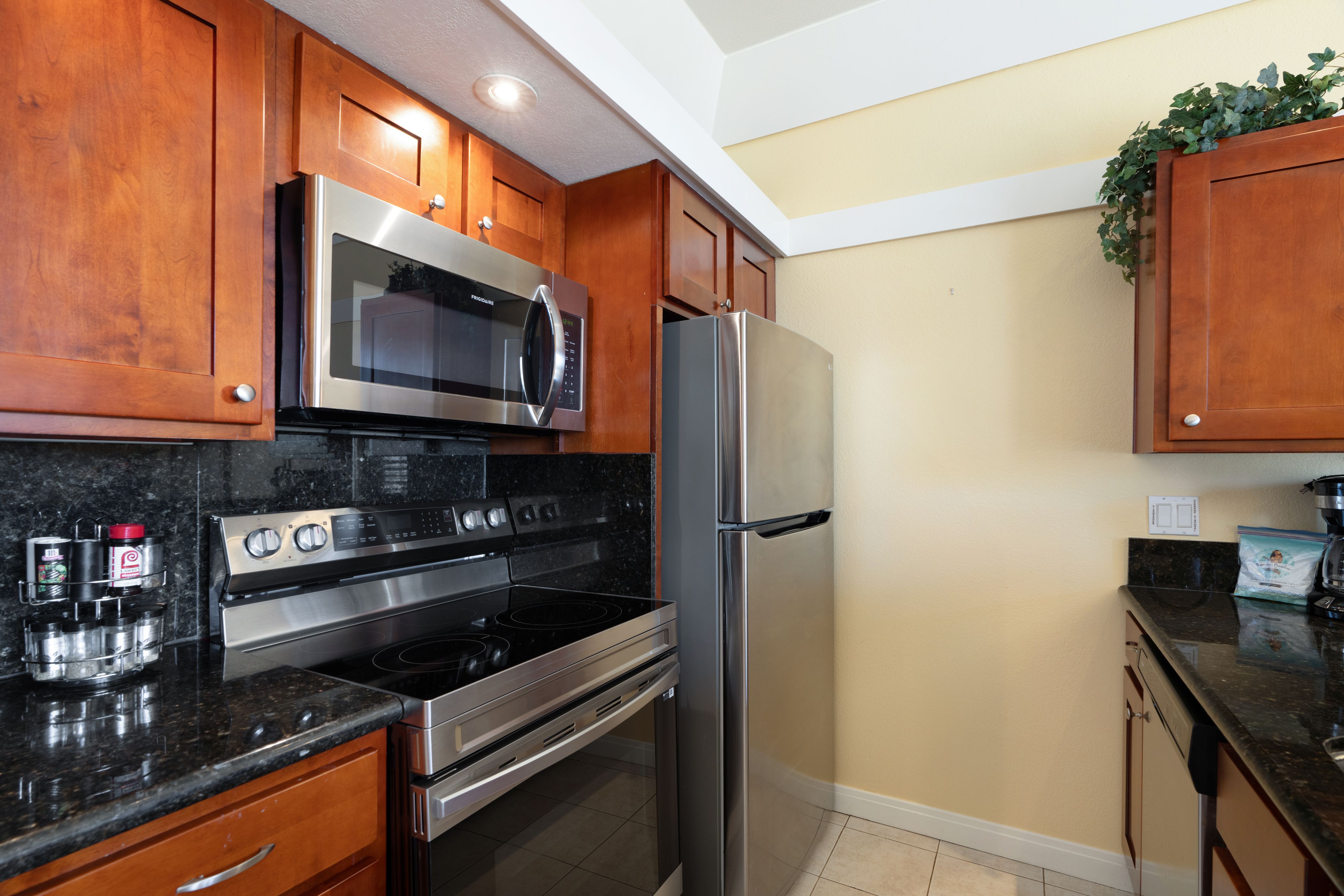 2253 Poipu Road, Unit 326 Koloa, HI 96756 - Photo 12 of 30