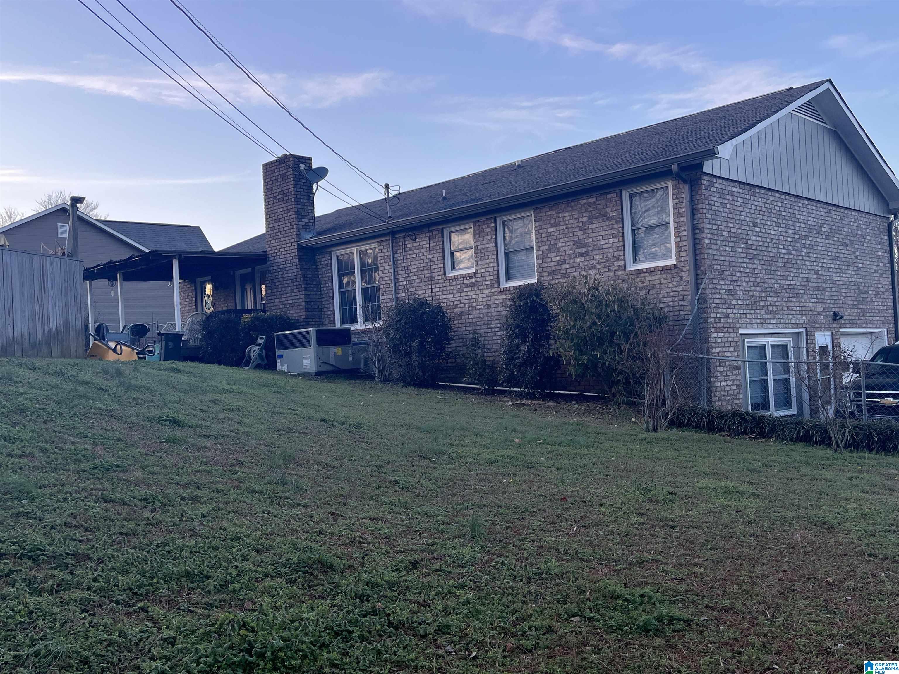 1001 Generose Street Sylacauga, AL 35151 - Photo 6 of 46