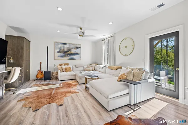 $755,000 | 63 Brentwood Circle, Unit 63, Danbury, CT 06810