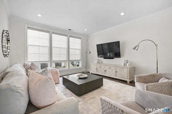 $755,000 | 63 Brentwood Circle, Unit 63, Danbury, CT 06810