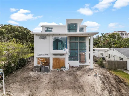 $6,450,000 | 310 Northeast 2nd Street, Boca Raton, FL 33432