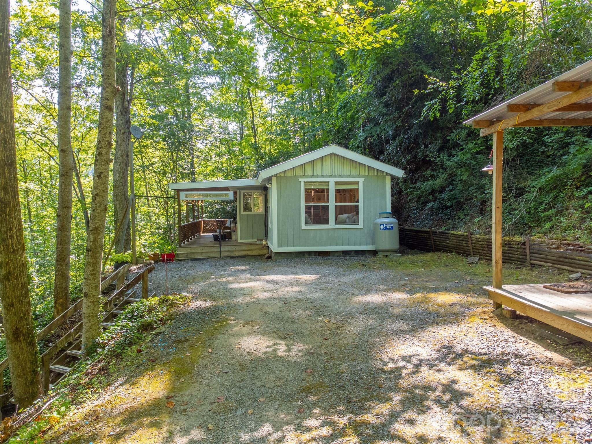 283 Briggs Cove Road Robbinsville, NC 28771 - Photo 3 of 48