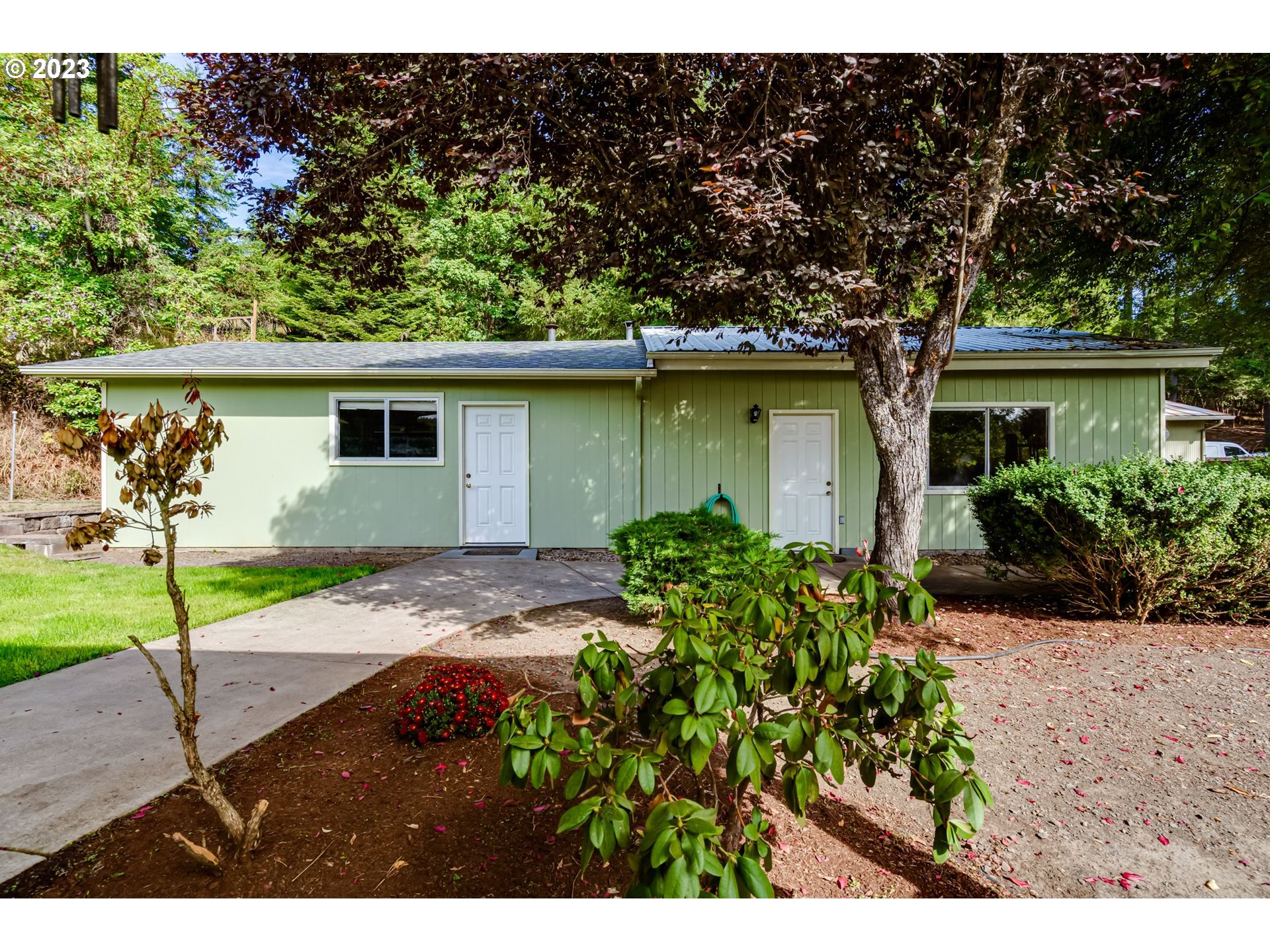 82277 Rattlesnake Road Dexter, OR 97431 - Photo 13 of 42 a house view with a outdoor space