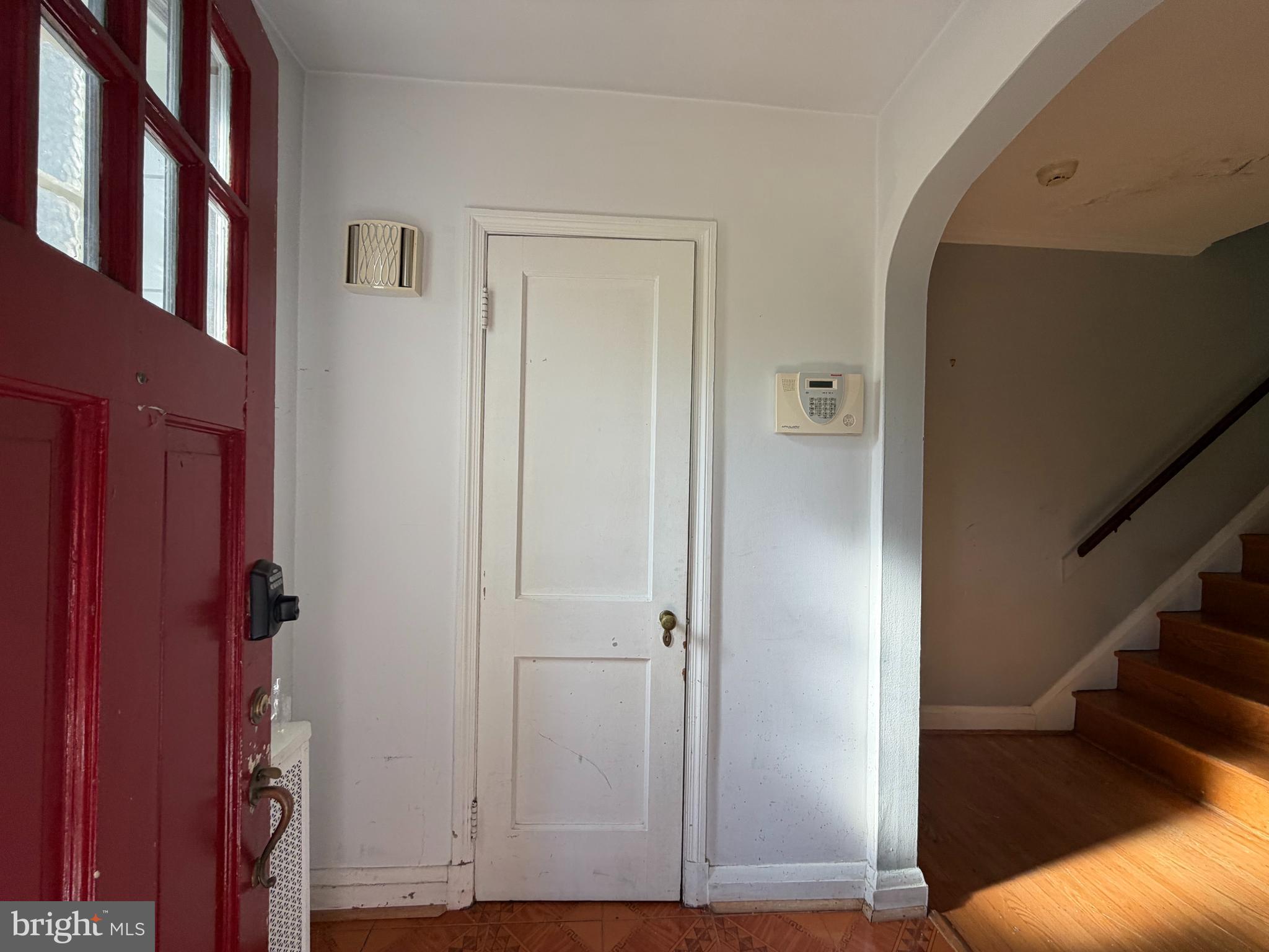 3514 White Chapel Road Baltimore, MD 21215 - Photo 3 of 49