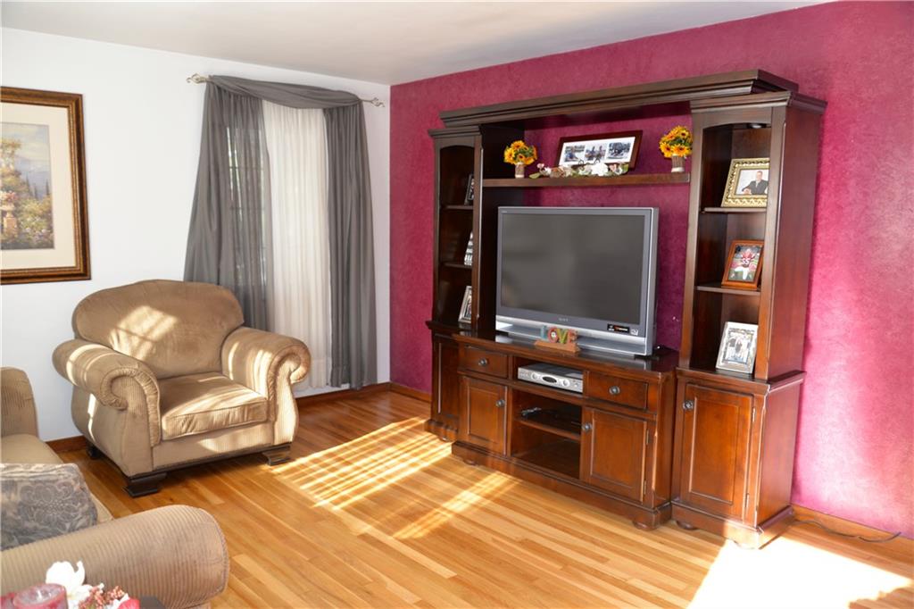 1494 Anderson Road Pittsburgh, PA 15209 - Photo 6 of 23