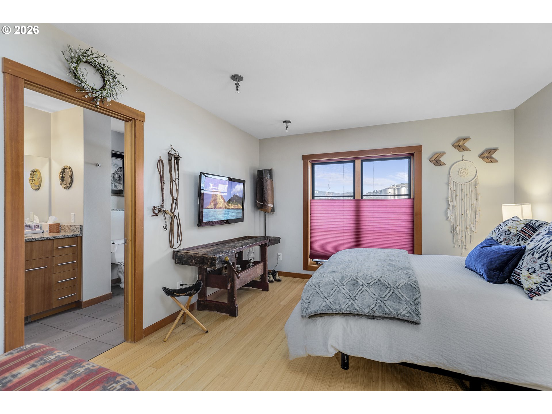 606 Cascade Avenue, Unit 1 Hood River, OR 97031 - Photo 15 of 23