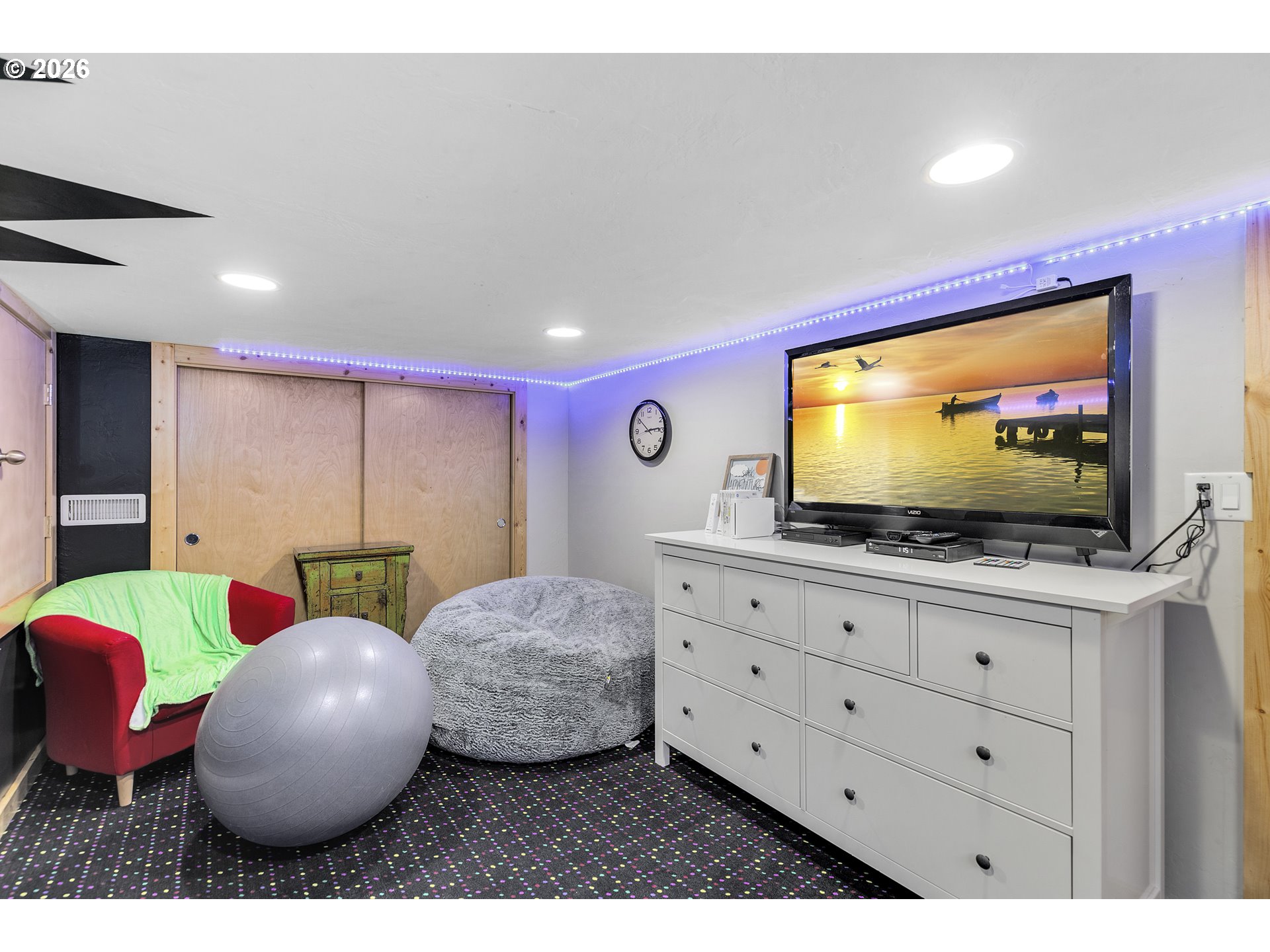 606 Cascade Avenue, Unit 1 Hood River, OR 97031 - Photo 18 of 23