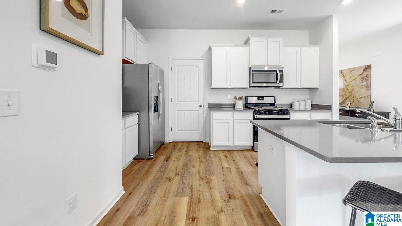5182 Meadow Ridge Trail Bessemer, AL 35022 - Photo 11 of 28