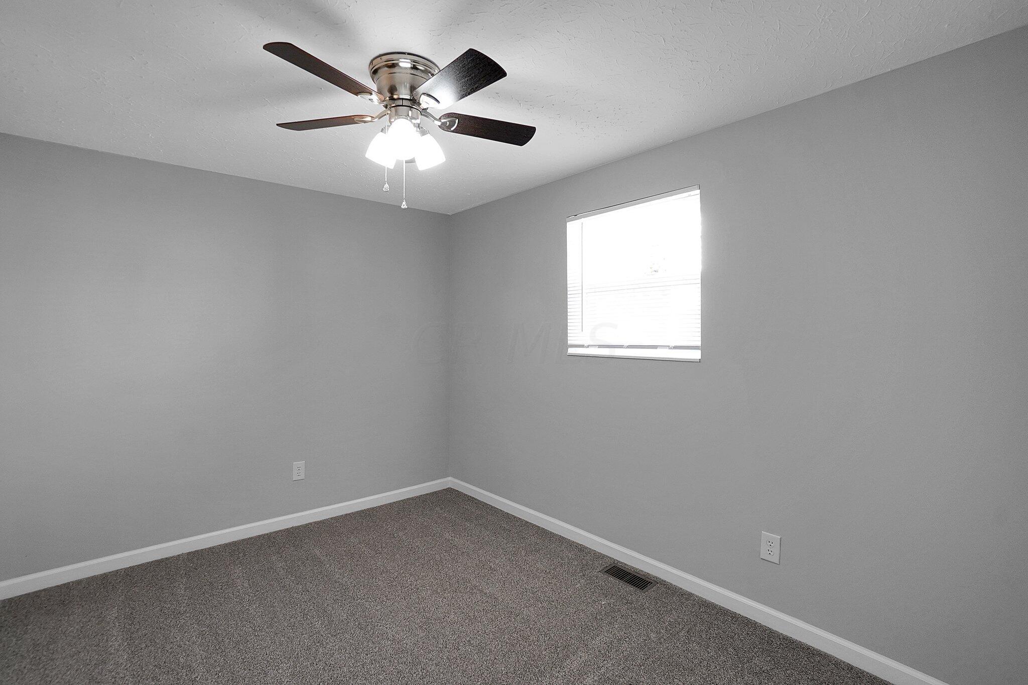4033 Randell Road Columbus, OH 43228 - Photo 12 of 29 10-web-or-mls-4033-randell-rd