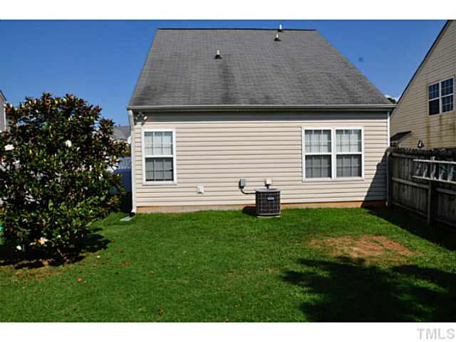 11037 Feather Grass Lane Raleigh, NC 27613 - Photo 22 of 24 Photo 22