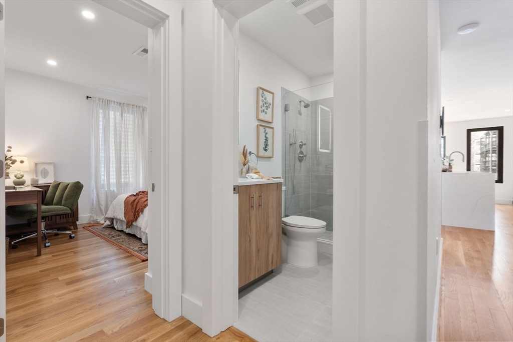 6 Gen Devine Way, Unit 1 Boston, MA 02127 - Photo 14 of 36