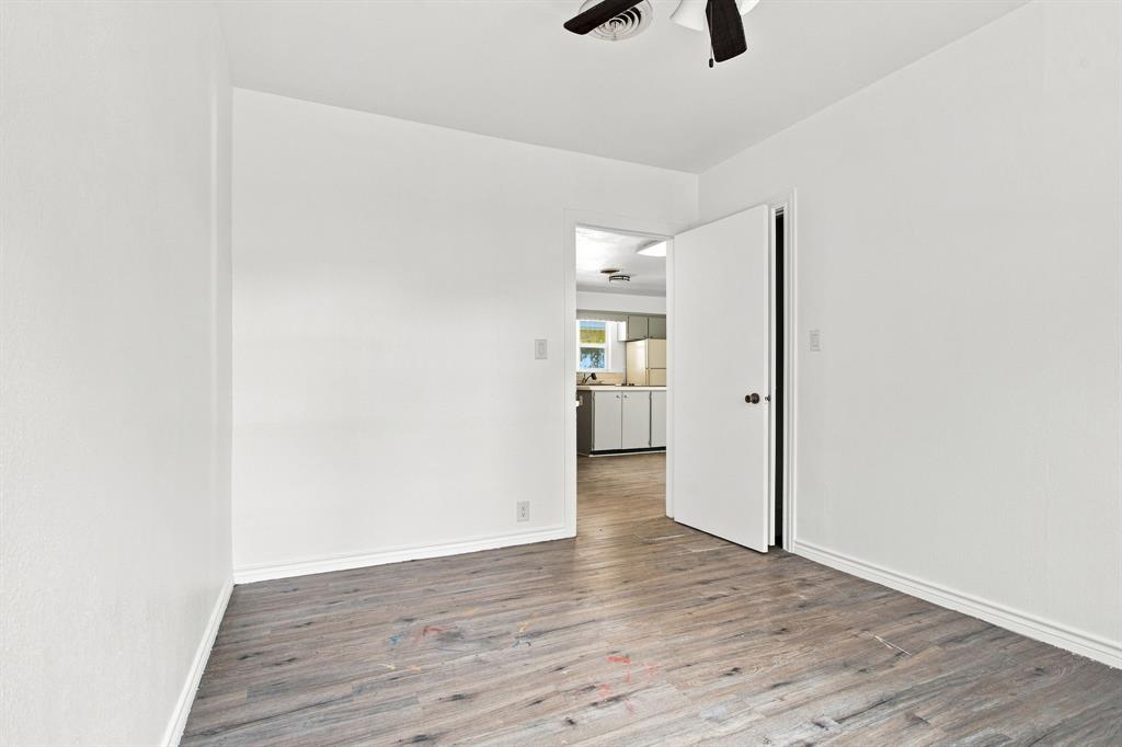 1031 Ritchey Street Gainesville, TX 76240 - Photo 20 of 23 Gallery Image 20
