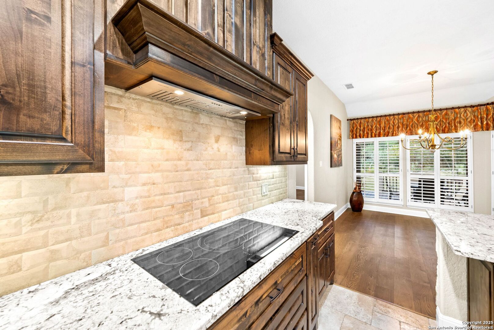 15921 Reyes Ridge Helotes, TX 78023 - Photo 12 of 68