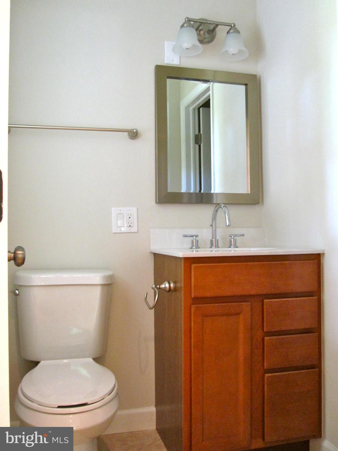 15711 Radwick Lane Silver Spring, MD 20906 - Photo 20 of 30 Bath