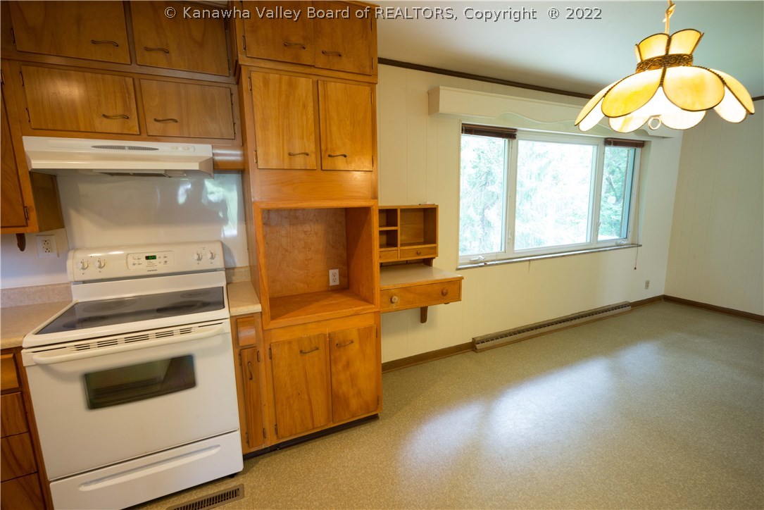 834 Carroll Road Charleston, WV 25314 - Photo 7 of 15 Gallery Image 7