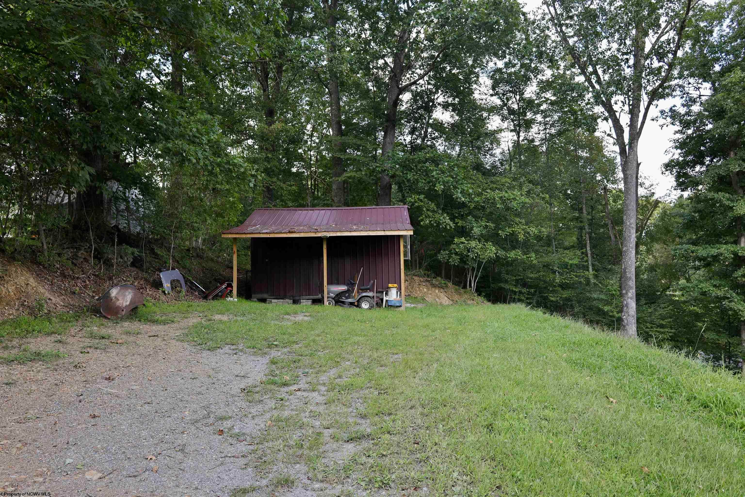 1801 Ward Road Elkins, WV 26241 - Photo 12 of 16 Gallery Image 12
