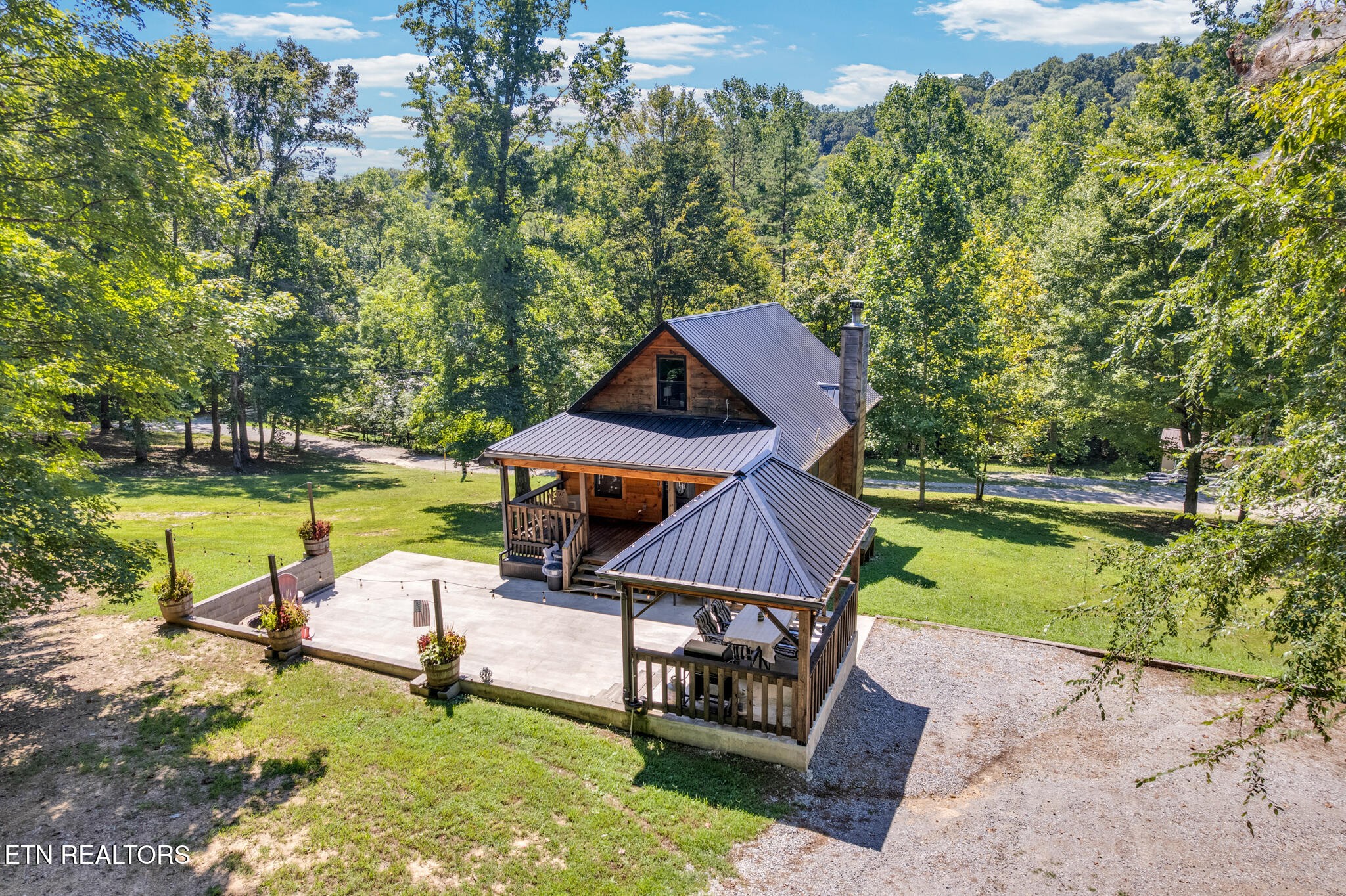 762 Edd Linder Road Jamestown, TN 38556 - Photo 3 of 31 Gallery Image 3