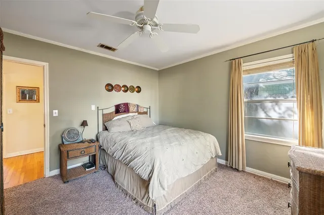 $455,000 | 708 North Bailey Avenue, Fort Worth, TX 76107